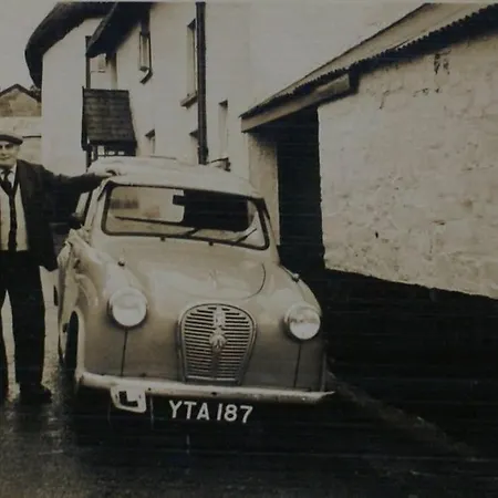 Old Inn House Kings Nympton Exterior photo